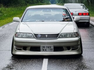 1999 Toyota Mark II VIII (X100), белый, 1180000 рублей, вид 2