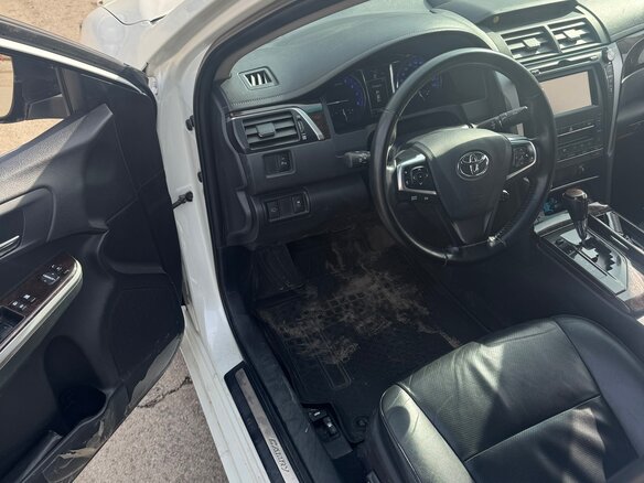 2015 Toyota Camry VII (XV50) Рестайлинг, белый, 2050000 рублей - вид 6