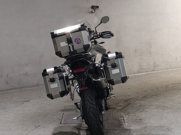 2023 Triumph Tiger 900, серый, 1200000 рублей - вид 3