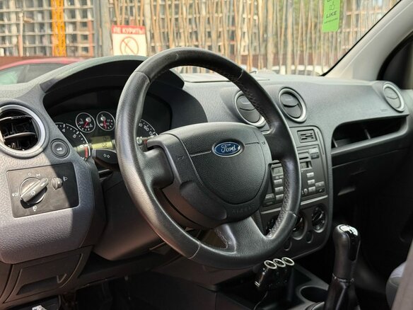 2008 Ford Fusion I Рестайлинг, красный, 359000 рублей - вид 13