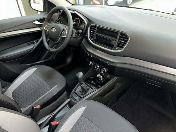 2026 Lada (ВАЗ) Vesta I Рестайлинг (NG), коричневый, 1565189 рублей - вид 12
