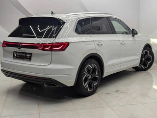 2024 Volkswagen Touareg III Рестайлинг, белый, 11100000 рублей, вид 5