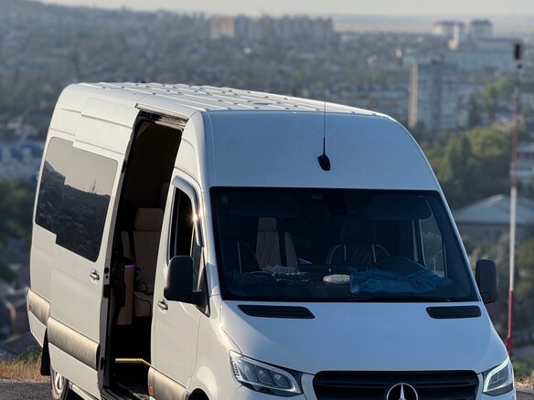 2020 Mercedes-Benz Sprinter, белый, 9990000 рублей - вид 1