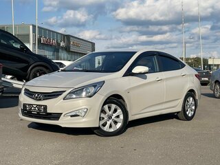 2016 Hyundai Solaris I Рестайлинг, бежевый, 879000 рублей, вид 1