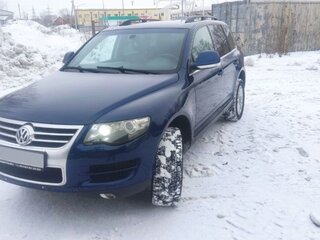 2008 Volkswagen Touareg I Рестайлинг, синий, 1050000 рублей, вид 2