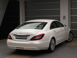 2014 Mercedes-Benz CLS 400 II (C218) Рестайлинг, белый, 2689000 рублей, вид 2