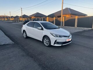 2017 Toyota Corolla XI (E160, E170, E180) Рестайлинг 1, белый, 1710000 рублей, вид 2