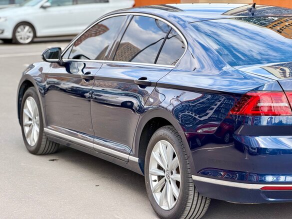 2015 Volkswagen Passat B8, синий - вид 13