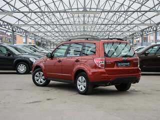 2011 Subaru Forester III Рестайлинг, красный, 1000000 рублей, вид 3