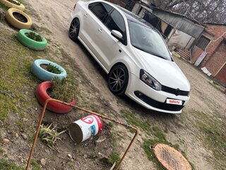 2011 Volkswagen Polo V, белый, 905000 рублей, вид 3