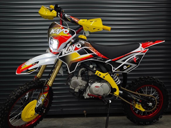 2026 Kayo Evolution YX140EM, жёлтый, 99800 рублей