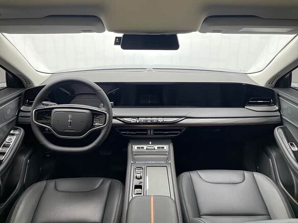 2025 Lincoln Z, серебристый, 4600000 рублей - вид 18