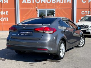 2017 Kia Cerato III Рестайлинг (Classic), серый, 990000 рублей, вид 5