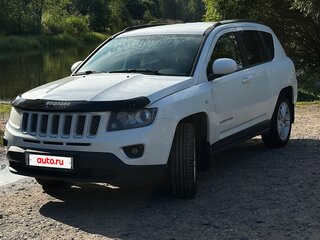 2014 Jeep Compass I Рестайлинг 2, белый, 1540000 рублей, вид 2