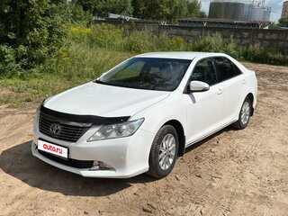 2014 Toyota Camry VII (XV50), белый, 2000000 рублей, вид 1