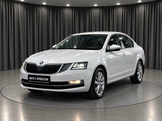 2018 Skoda Octavia III (A7) Рестайлинг, белый, 1772000 рублей, вид 1