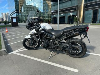 2016 Triumph Tiger 800, белый, 720000 рублей, вид 4