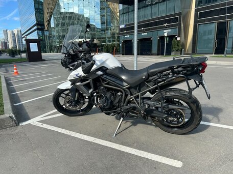 2016 Triumph Tiger 800, белый, 720000 рублей, вид 4