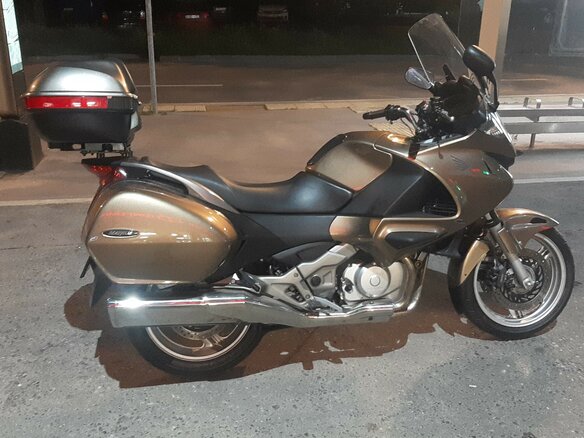 2007 Honda NT700V Deauville, серебристый, 450000 рублей - вид 6