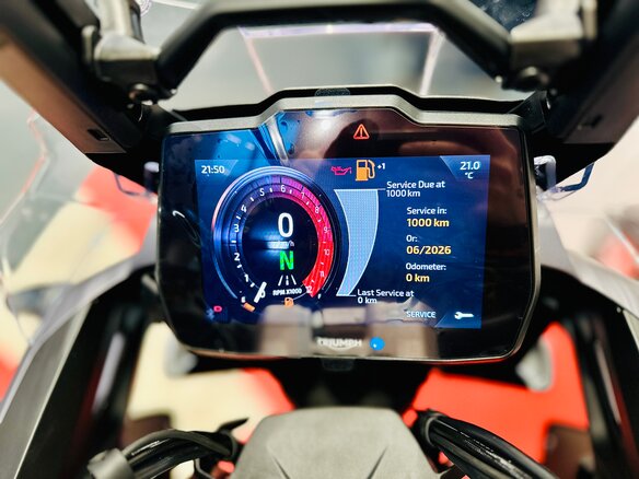 2024 Triumph Tiger 1200, серебристый, 1780000 рублей - вид 8