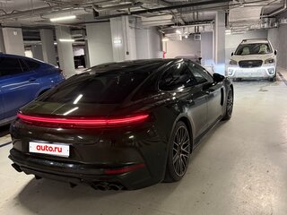 2024 Porsche Panamera Turbo E-Hybrid III, зелёный, 21900000 рублей, вид 4