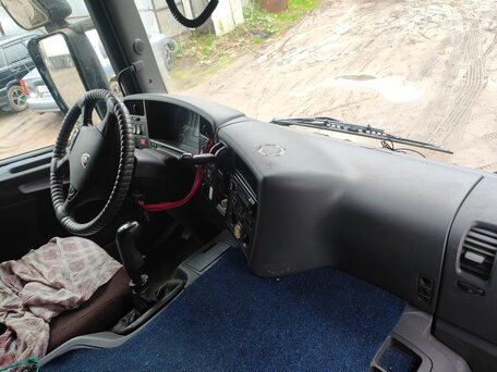2011 Scania P-series, зелёный, 3000000 рублей, вид 5