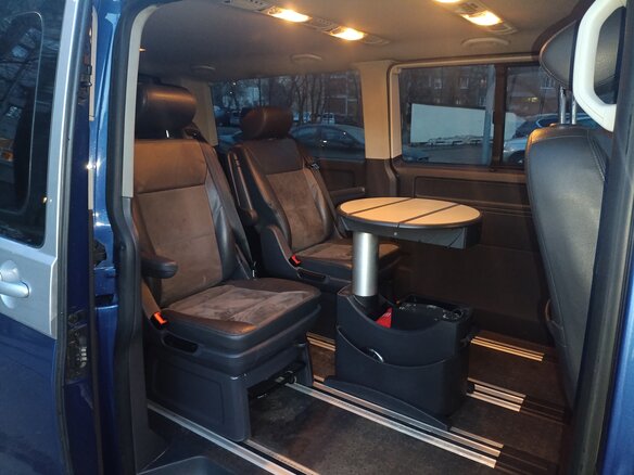 2011 Volkswagen Multivan T5 Рестайлинг, синий, 1900000 рублей - вид 9