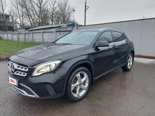 2017 Mercedes-Benz GLA 200 I (X156) Рестайлинг, чёрный, 1570000 рублей, вид 3