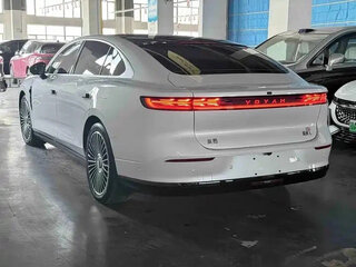 2025 Voyah Passion L I Рестайлинг, белый, 6600206 рублей, вид 3
