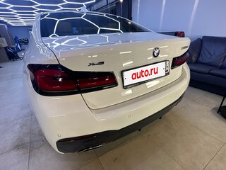 2021 BMW 5 серии 520d xDrive VII (G30/G31/G38) Рестайлинг, белый, 5100000 рублей, вид 5