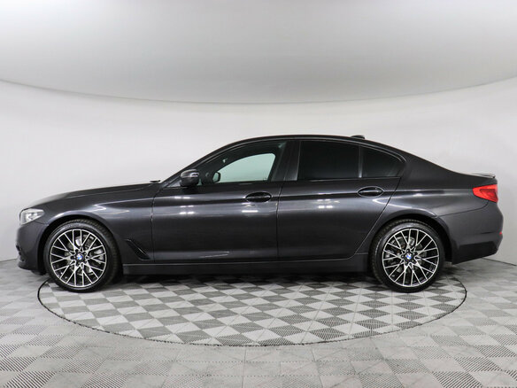 2019 BMW 5 серии 520d xDrive VII (G30/G31/G38), серый, 2615223 рублей - вид 4