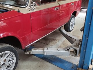 1984 Lada (ВАЗ) 2102, бежевый, 425000 рублей, вид 4