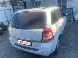2010 Opel Zafira B Рестайлинг, белый, 450000 рублей, вид 4