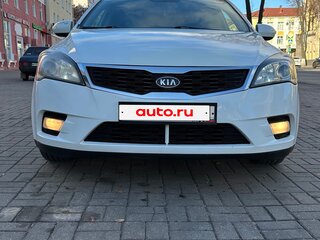 2011 Kia Ceed I Рестайлинг, белый, 690000 рублей, вид 3
