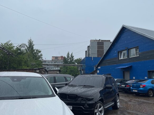 2004 BMW X5 4.4i I (E53) Рестайлинг, чёрный, 1500000 рублей - вид 4