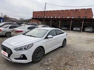2018 Hyundai Sonata VII (LF) Рестайлинг, белый, 1300000 рублей, вид 1