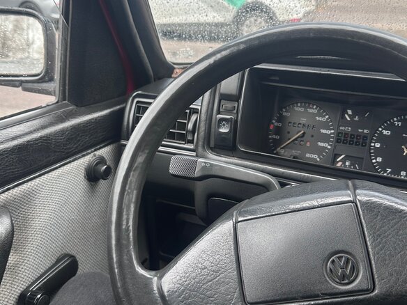 1989 Volkswagen Jetta II, красный, 195000 рублей - вид 14