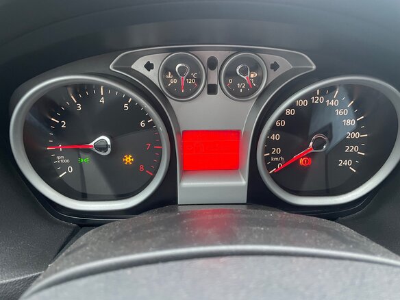 2010 Ford Focus II Рестайлинг, чёрный, 620000 рублей - вид 6