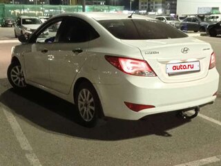 2015 Hyundai Solaris I Рестайлинг, белый, 800000 рублей, вид 4