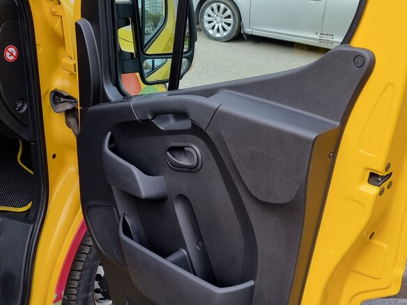 2020 Renault Master, жёлтый, 3600000 рублей - вид 19