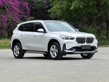 2023 BMW X1 Long 20Li sDrive III (U11/U12), белый, 3000000 рублей, вид 3