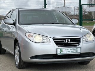 2008 Hyundai Elantra IV (HD), серебристый, 620000 рублей, вид 3