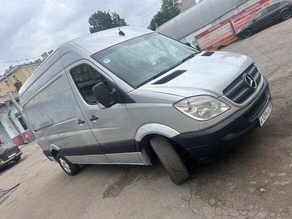 2010 Mercedes-Benz Sprinter, серебристый, 1950000 рублей - вид 1