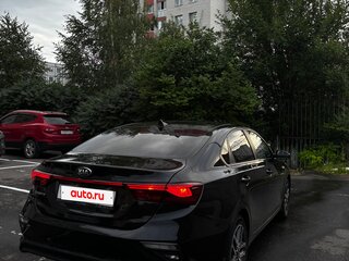 2019 Kia Cerato IV, чёрный, 1400000 рублей, вид 3