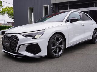 2022 Audi A3 Sportback 30 TFSI IV (8Y), белый, 1590000 рублей, вид 1