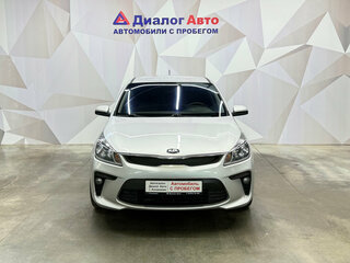 2018 Kia Rio IV, серебристый, 1270000 рублей, вид 2