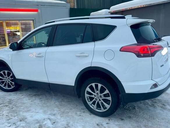 2019 Toyota RAV4 IV (XA40) Рестайлинг, белый, 2770000 рублей - вид 5