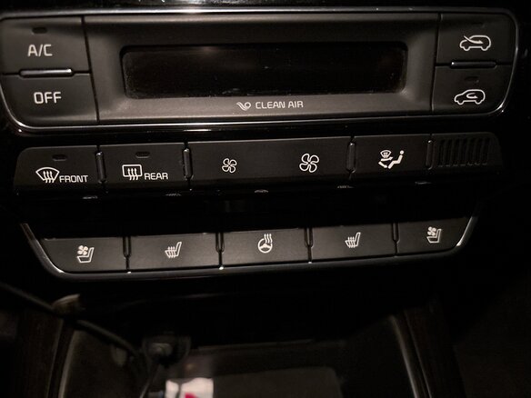 2019 Kia Sorento 8-speed III Prime Рестайлинг, серый, 2720000 рублей - вид 3