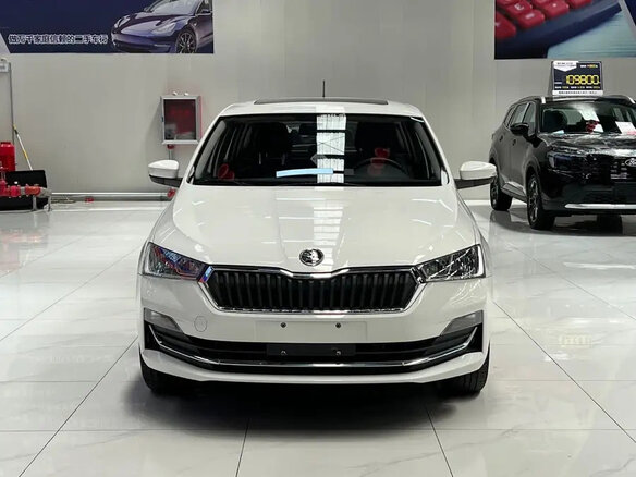 2022 Skoda Rapid II, белый, 1280000 рублей - вид 1