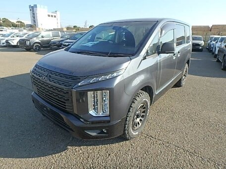 2022 Mitsubishi Delica D:5 I Рестайлинг, серый, 2980000 рублей, вид 1